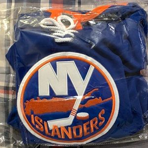 Matt Barzal Jersey, medium. Never once worn, tag still on